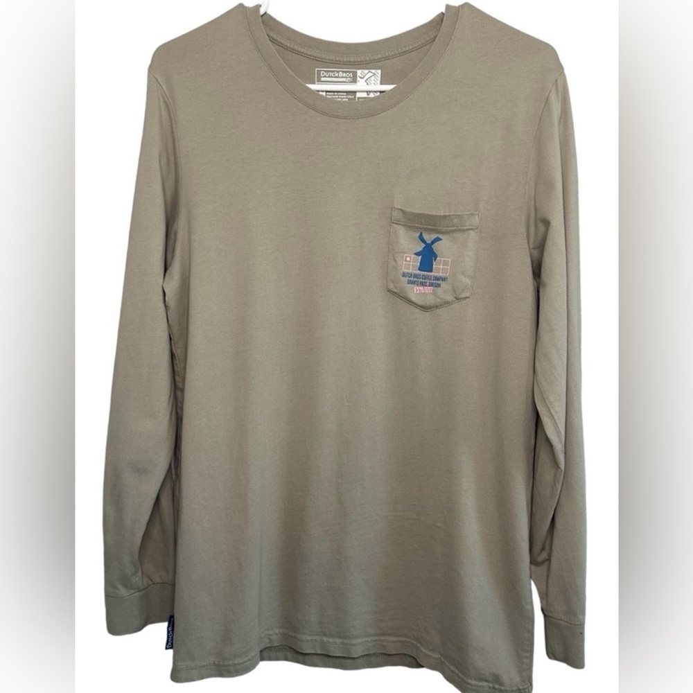 ✌️NWT Dutch bros Brand t-shirt still in bag!